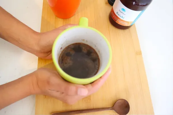 Café con Ganoderma y granos de café